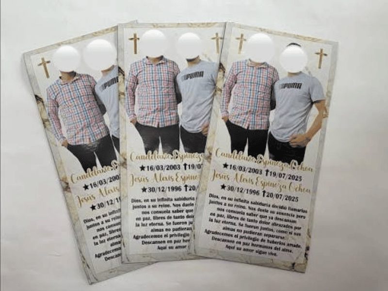 Esquelas imantadas: 17 × 8 cm, diseño personalizado
