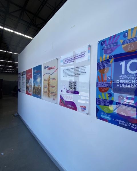 Instalacion de Acrilicos